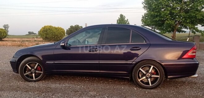 Mercedes C 240 2000, 411,000 km - 2.4 l - Beyləqan