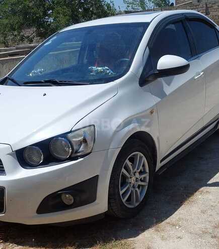 Chevrolet Aveo-5