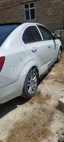 Chevrolet Aveo-7