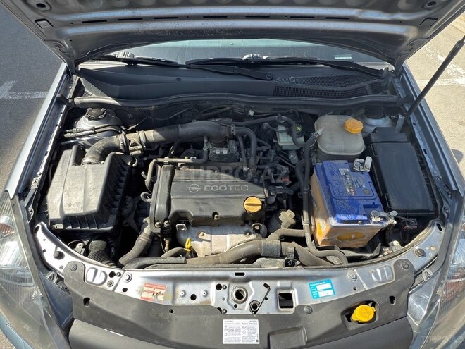 Opel Astra 2004, 287,000 km - 1.4 l - Bakı
