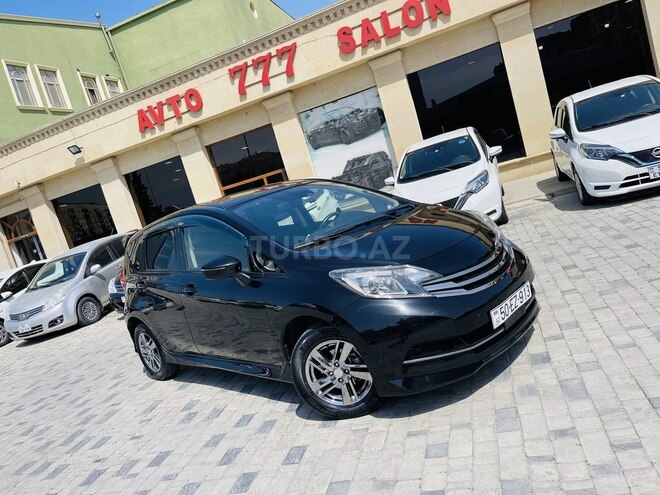 Nissan Note-2