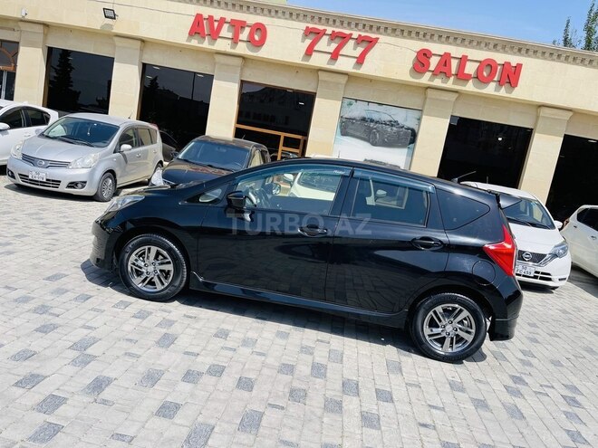 Nissan Note-5