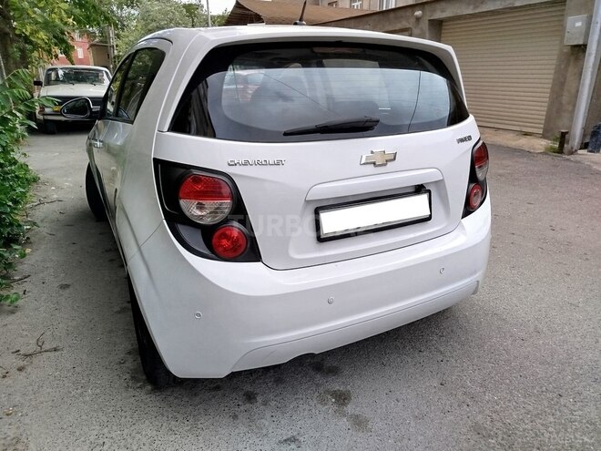 Chevrolet Aveo-4