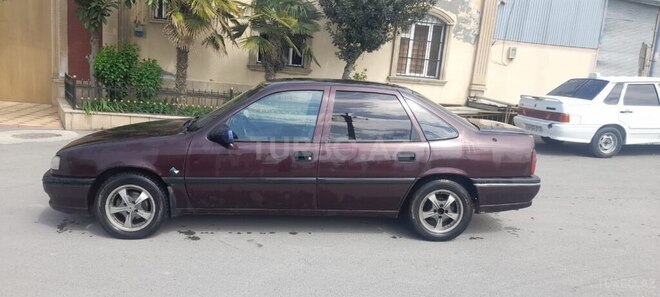 Opel Vectra 1995, 690,000 km - 1.6 l - Bakı