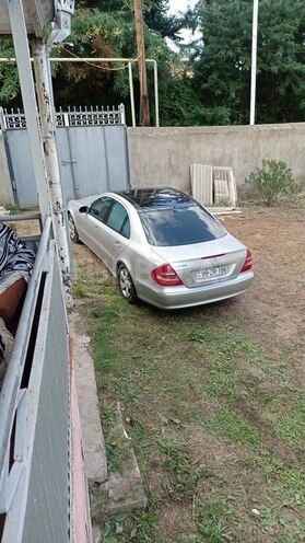 Mercedes E 240 2002, 270,000 km - 2.6 l - Bakı