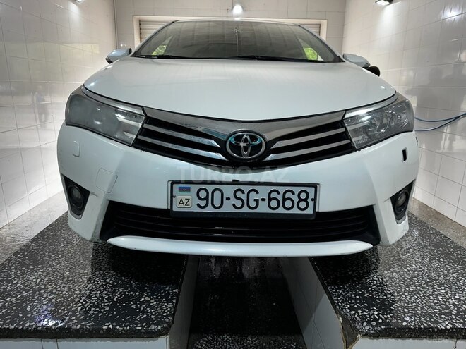 Toyota Corolla 2014, 179,595 km - 1.6 l - Bakı