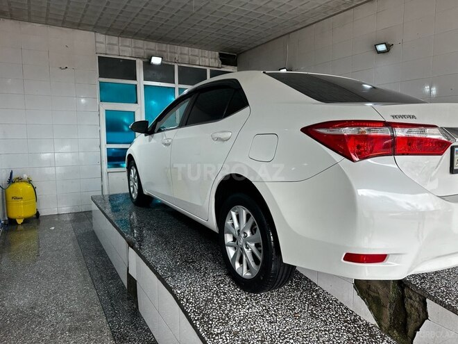 Toyota Corolla 2014, 179,595 km - 1.6 l - Bakı