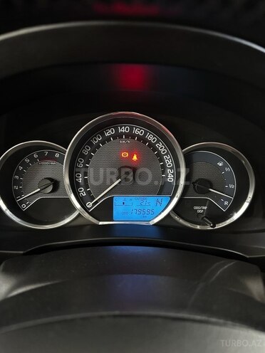 Toyota Corolla 2014, 179,595 km - 1.6 l - Bakı