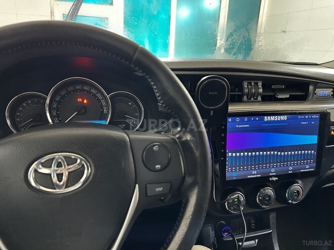Toyota Corolla 2014, 179,595 km - 1.6 l - Bakı