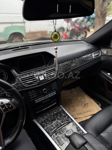 Mercedes E 220 d-7