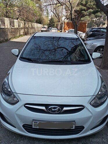 Hyundai Accent 2011, 228,000 km - 1.6 l - Bakı