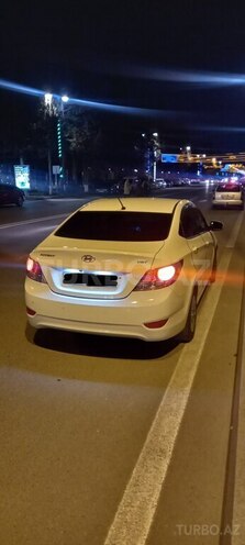 Hyundai Accent 2011, 228,000 km - 1.6 l - Bakı