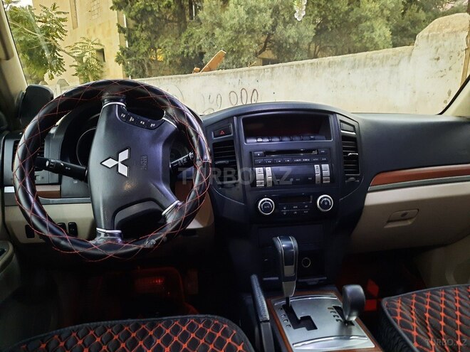 Mitsubishi Pajero 2007, 348,000 km - 3.0 л - Bakı