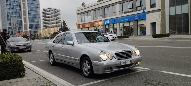 Mercedes E 270 1999, 366,000 km - 2.7 l - Bakı