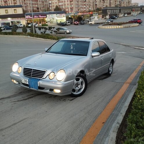 Mercedes E 270 1999, 366,000 km - 2.7 l - Bakı