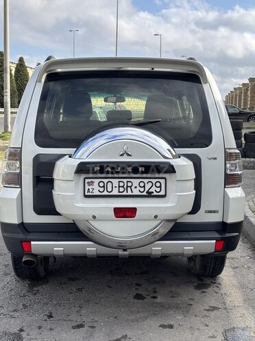 Mitsubishi Pajero 2007, 165,000 km - 3.0 l - Bakı