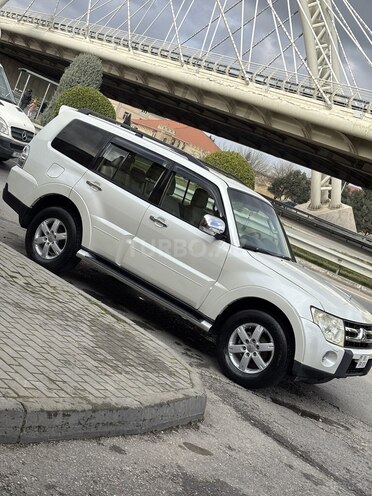 Mitsubishi Pajero 2007, 165,000 km - 3.0 l - Bakı