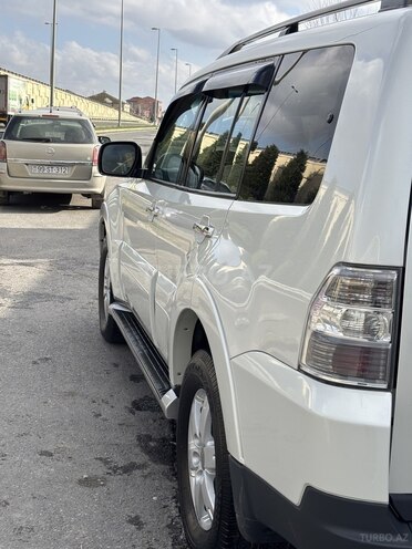 Mitsubishi Pajero 2007, 165,000 km - 3.0 l - Bakı