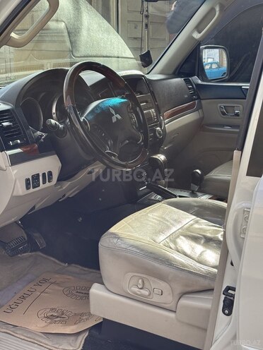 Mitsubishi Pajero 2007, 165,000 km - 3.0 l - Bakı