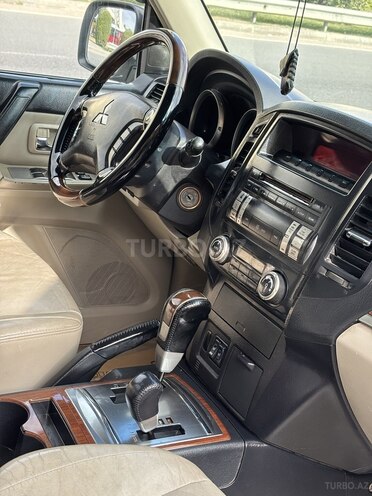Mitsubishi Pajero 2007, 165,000 km - 3.0 l - Bakı