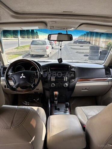 Mitsubishi Pajero 2007, 165,000 km - 3.0 l - Bakı
