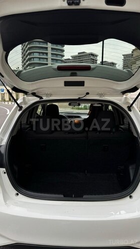 Toyota Vitz 2019, 80,000 km - 1.5 l - Bakı