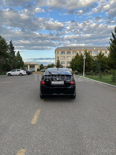 Toyota Prius 2006, 280,000 km - 1.5 l - Ucar