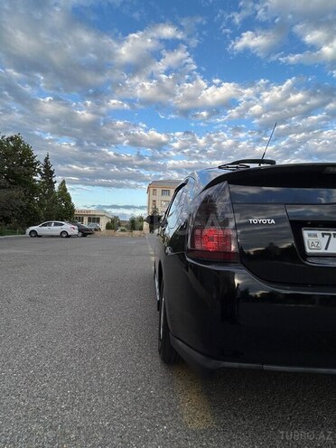 Toyota Prius 2006, 280,000 km - 1.5 l - Ucar