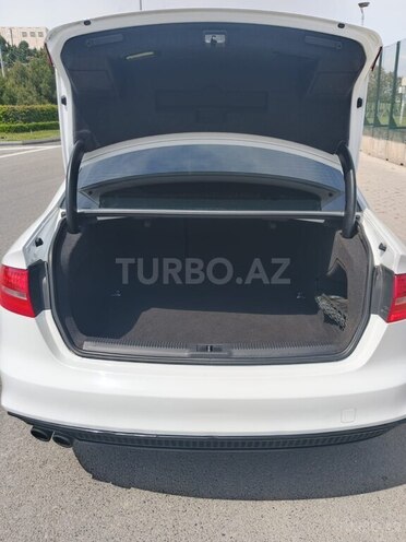 Audi A4 2013, 190,000 km - 2.0 l - Bakı