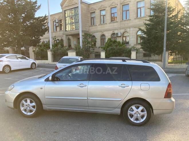 Toyota Corolla 2006, 250,000 km - 1.4 l - Bakı