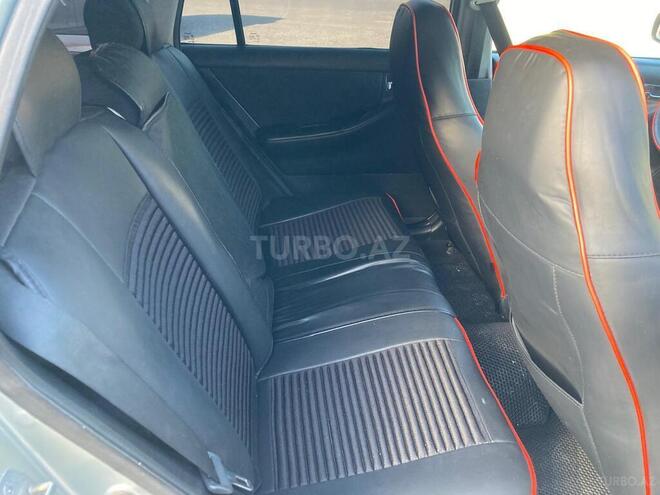 Toyota Corolla 2006, 250,000 km - 1.4 l - Bakı