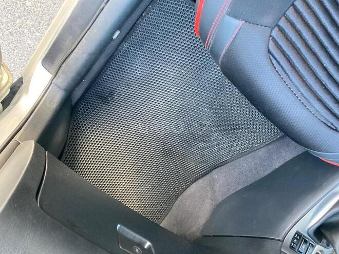 Toyota Corolla 2006, 250,000 km - 1.4 l - Bakı