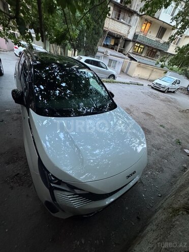 Peugeot 3008 2022, 21,404 km - 1.6 l - Bakı
