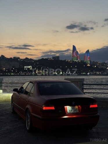 BMW 530 2003, 300,000 km - 3.0 l - Bakı