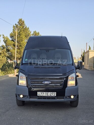 Ford Transit-1