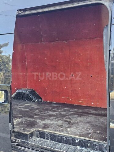Ford Transit-17