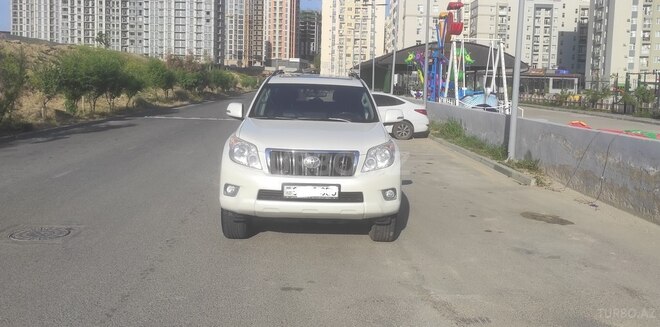 Toyota Land Cruiser Prado 2012, 215,000 km - 2.7 л - Bakı