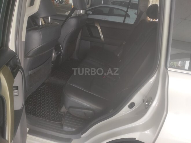 Toyota Land Cruiser Prado 2012, 215,000 km - 2.7 л - Bakı