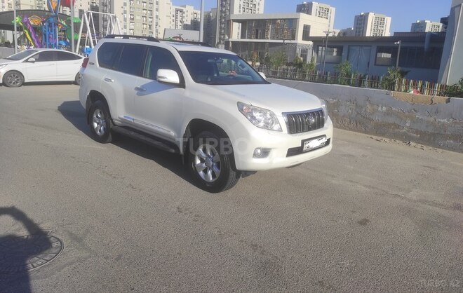 Toyota Land Cruiser Prado 2012, 215,000 km - 2.7 л - Bakı