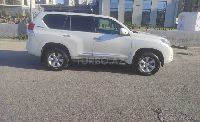 Toyota Land Cruiser Prado 2012, 215,000 km - 2.7 л - Bakı