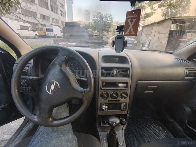 Opel Astra 1998, 217,000 km - 1.6 l - Bakı