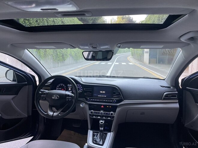Hyundai Elantra 2019, 134,380 km - 2.0 l - Bakı