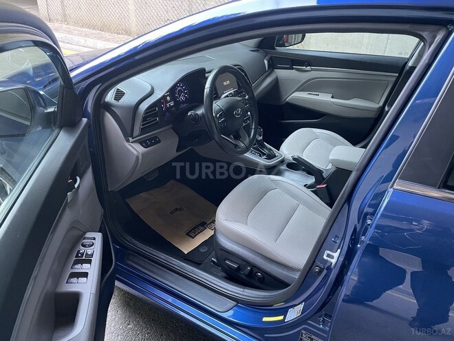 Hyundai Elantra 2019, 134,380 km - 2.0 l - Bakı