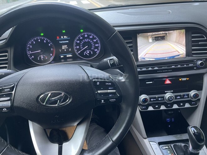 Hyundai Elantra 2019, 134,380 km - 2.0 l - Bakı
