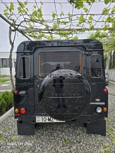 Land Rover Defender 2011, 150,000 km - 2.4 l - Bakı