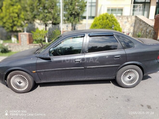 Opel Vectra 1997, 100,000 km - 1.8 л - Şəki