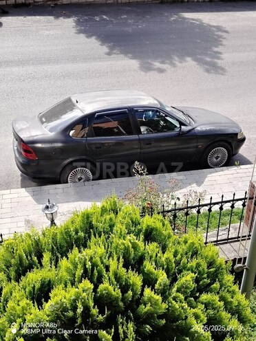 Opel Vectra 1997, 100,000 km - 1.8 л - Şəki