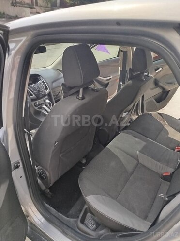 Ford Focus 2013, 190,000 km - 1.6 л - Bakı