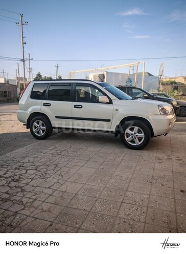 Nissan X-Trail 2011, 252,000 km - 2.5 l - Bakı