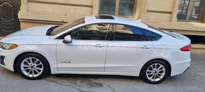 Ford Fusion (North America) 2019, 142,000 km - 2.0 л - Bakı